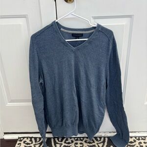 Banana Republic Men's Blue Sweater